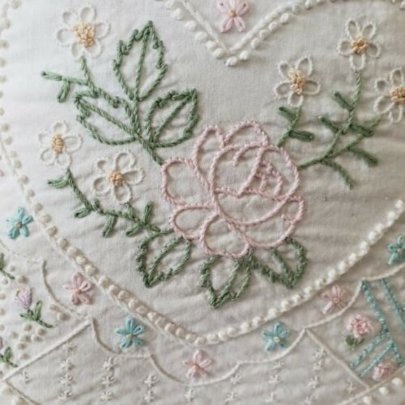 Something Special Heart Embroidered Pillow Eyelet Lace 14 x 14 - Picture 6 of 7